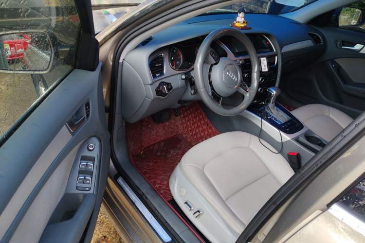 Used Audi A4L 2013 35 TFSI Automatic Standard Model Driver Seat