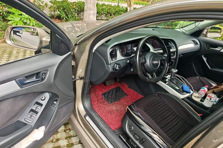 Used Audi A4L 2013 35 TFSI Automatic Standard Model Driver Seat