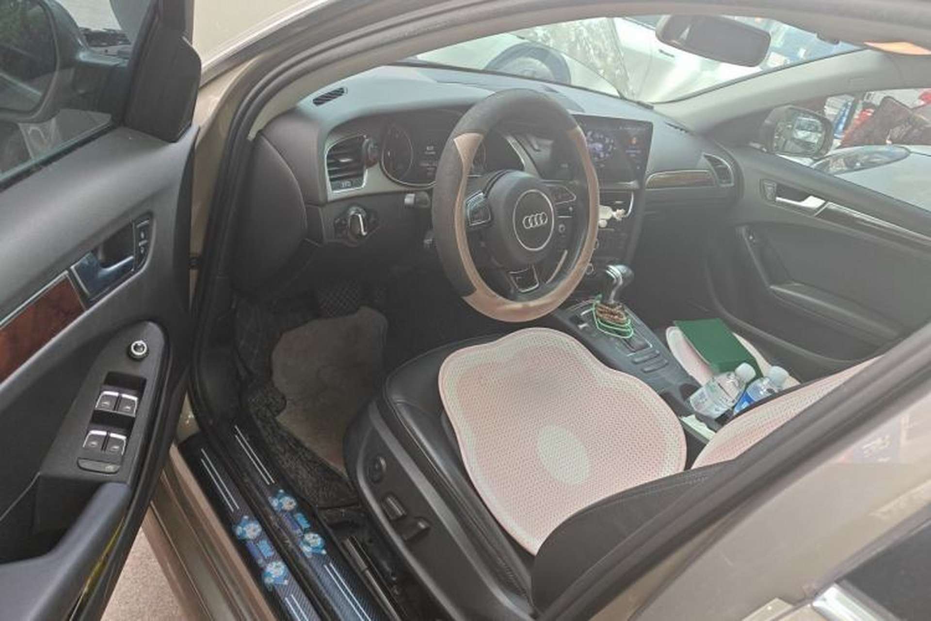 Used Audi A4L 2013 35 TFSI Automatic Comfort Model Driver Seat
