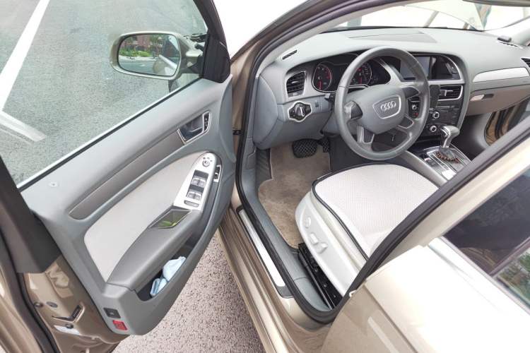 Used Audi A4L 2013 30 TFSI Automatic Comfort Model Driver Seat