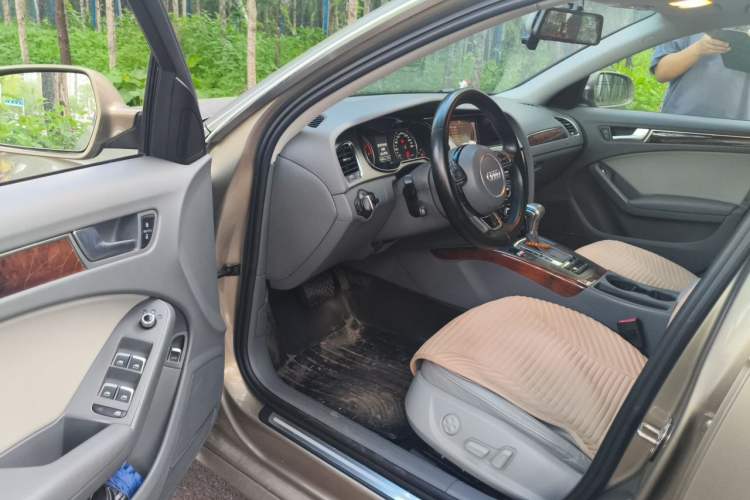 Used Audi A4L 2013 35 TFSI Automatic Comfort Model Driver Seat