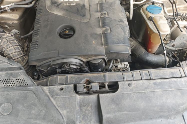 Used Audi A4L 2013 35 TFSI Automatic Comfort Model Engine Bay