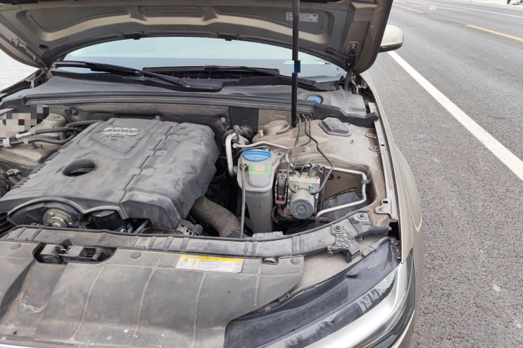 Used Audi A4L 2013 30 TFSI Automatic Comfort Model Engine Bay Left