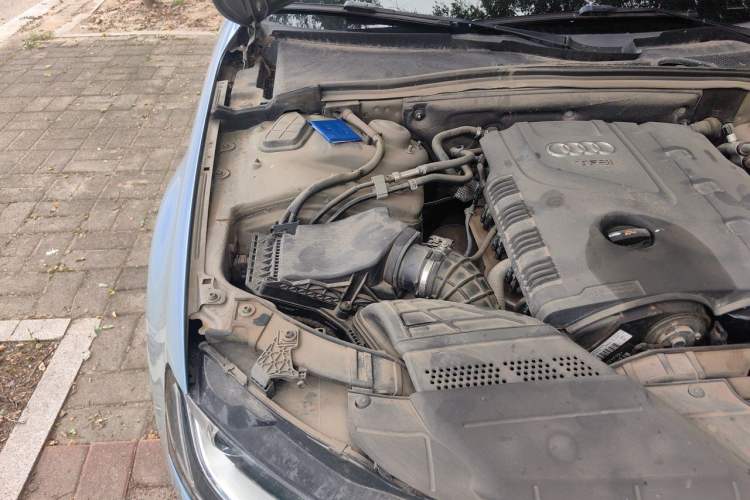 Used Audi A4L 2013 35 TFSI Automatic Standard Model Engine Bay Right