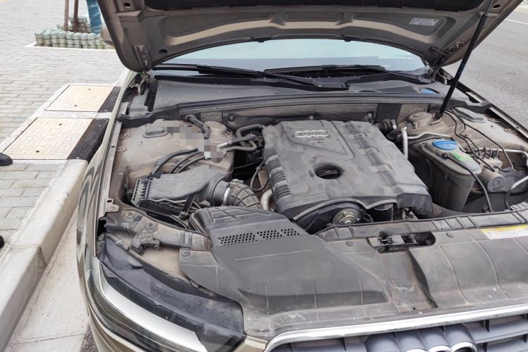 Used Audi A4L 2013 30 TFSI Automatic Comfort Model Engine Bay Right