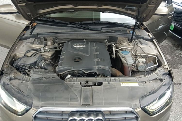 Used Audi A4L 2013 35 TFSI Automatic Comfort Model Engine Bay