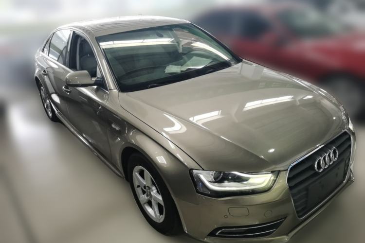 Used Audi A4L 2013 35 TFSI Automatic Standard Model Front Right 45 Deg
