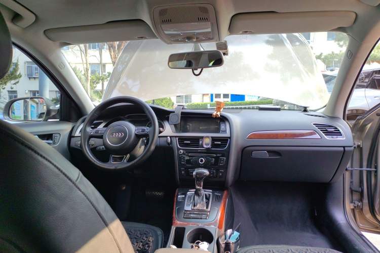 Used Audi A4L 2013 35 TFSI Automatic Standard Model Headliner