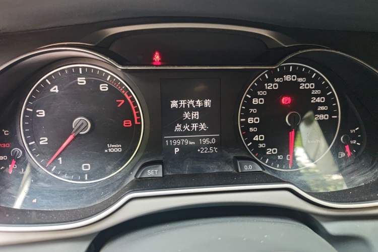 Used Audi A4L 2013 35 TFSI Automatic Comfort Model Instrument Cluster