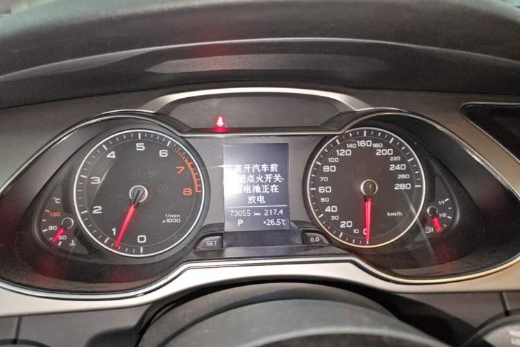 Used Audi A4L 2013 35 TFSI Automatic Comfort Model Instrument Cluster