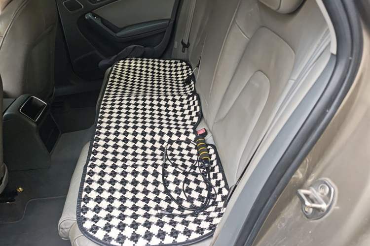 Used Audi A4L 2013 35 TFSI Automatic Comfort Model Left Rear Seat