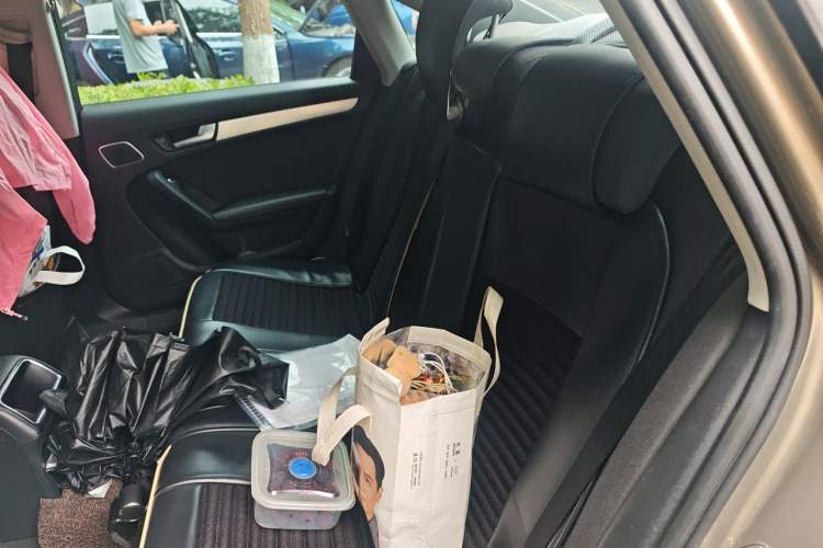 Used Audi A4L 2013 35 TFSI Automatic Standard Model Left Rear Seat