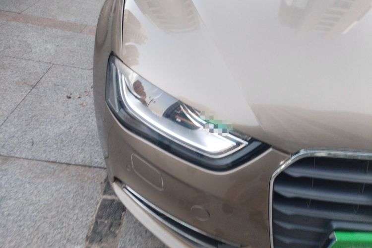 Used Audi A4L 2013 35 TFSI Automatic Comfort Model Right Front Headlight