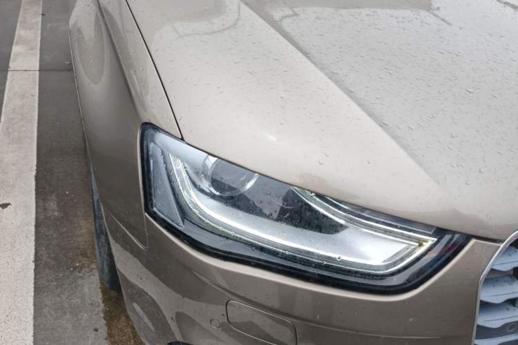 Used Audi A4L 2013 35 TFSI Automatic Comfort Model Right Front Headlight