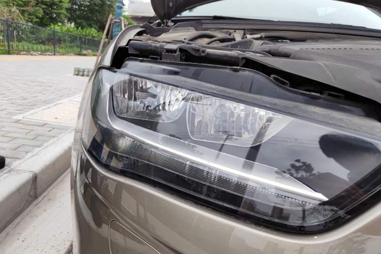 Used Audi A4L 2013 30 TFSI Automatic Comfort Model Right Front Headlight