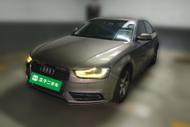 Używany Audi A4L 2013 35 TFSI Automatic Standard Model Guazi used car, China used car export, Used car for sale, Used cars, Cheapest cars for sale