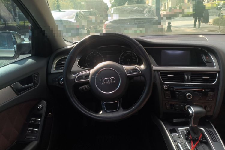 Used Audi A4L 2013 40 TFSI quattro Individual Sport Edition Steering Wheel