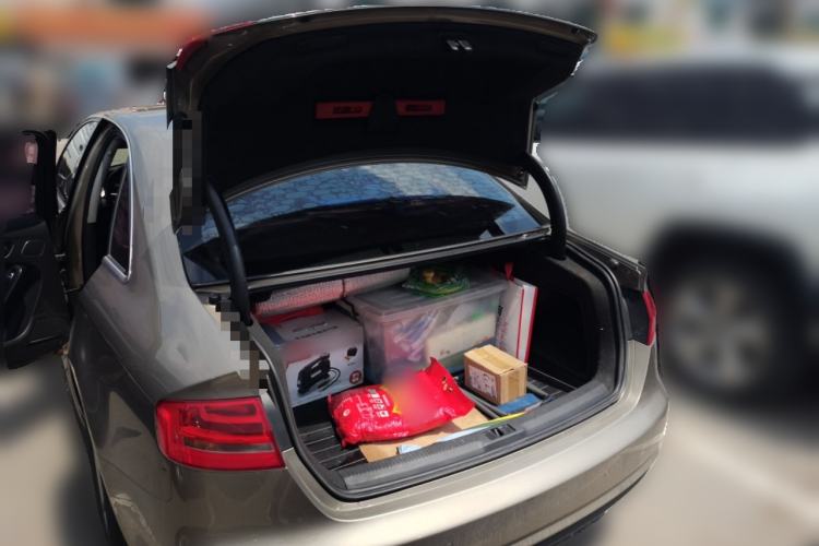 Used Audi A4L 2013 30 TFSI Automatic Comfort Model Trunk