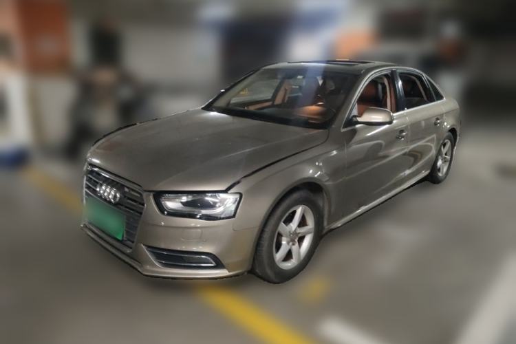 Ojetý Audi A4L 2013 35 TFSI Automatic Standard Model Guazi used car, China used car export, Used car for sale, Used cars, Cheapest cars for sale