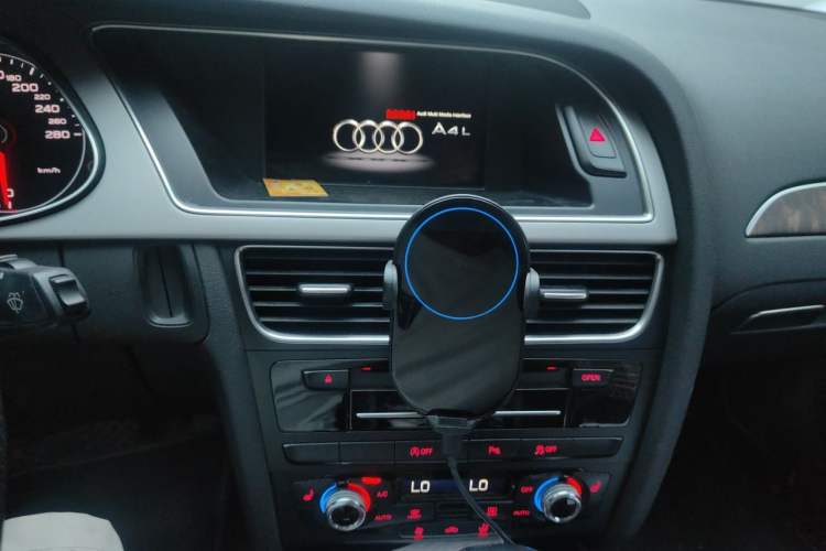 Used Audi A4L 2015 35 TFSI Automatic Technology Model Audio And AC Panel