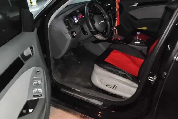 Used Audi A4L 2015 35 TFSI Automatic Comfort Model Driver Seat