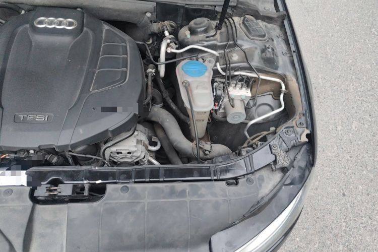 Used Audi A4L 2015 35 TFSI Automatic Technology Model Engine Bay Left