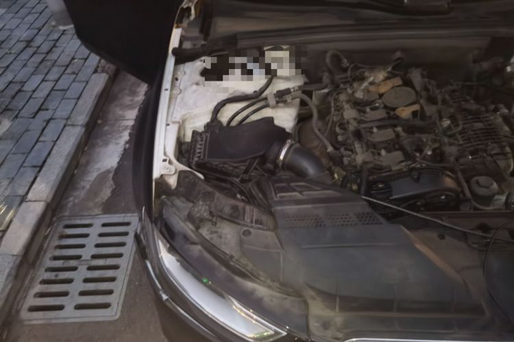 Used Audi A4L 2015 35 TFSI Automatic Standard Model Engine Bay Right