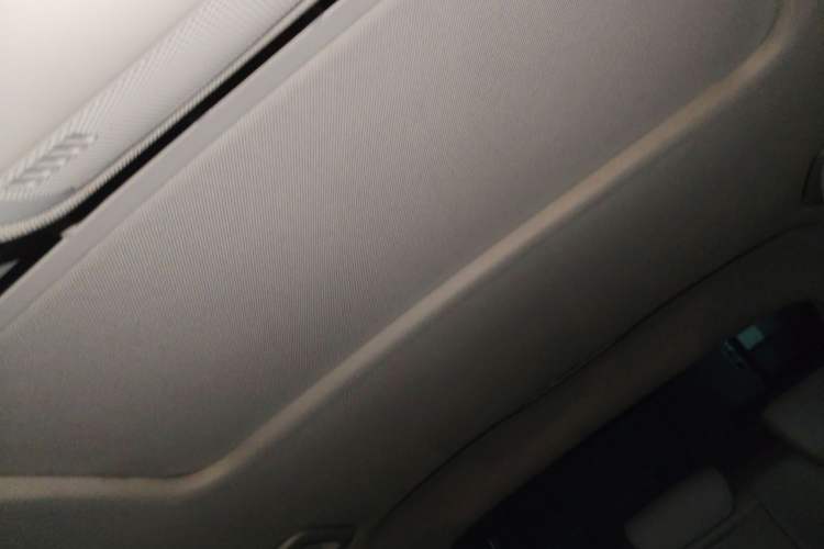 Used Audi A4L 2015 35 TFSI Automatic Comfort Model Headliner