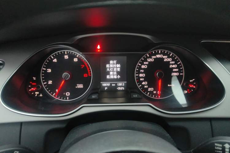 Used Audi A4L 2015 35 TFSI Automatic Technology Model Instrument Cluster
