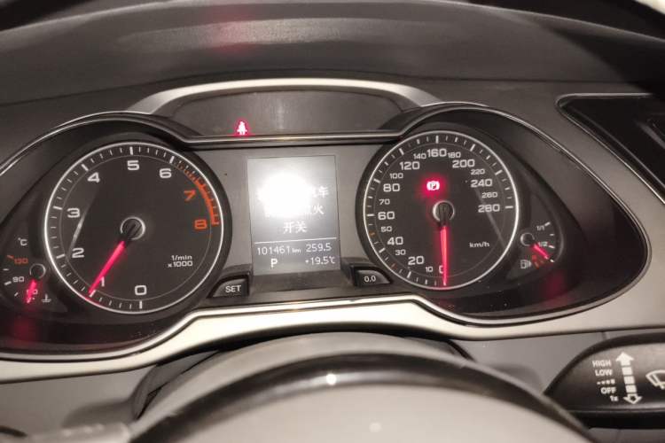 Used Audi A4L 2015 35 TFSI Automatic Comfort Model Instrument Cluster