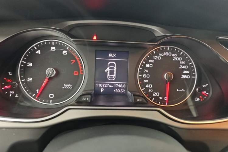 Used Audi A4L 2015 35 TFSI Automatic Standard Model Instrument Cluster