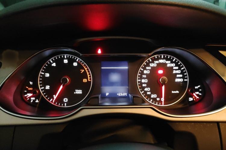 Used Audi A4L 2015 35 TFSI Automatic Standard Model Instrument Cluster