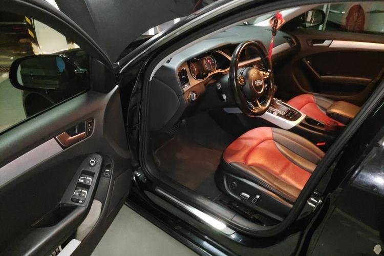 Used Audi A4L 2015 35 TFSI Automatic Standard Model Interior 3