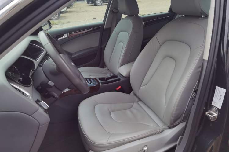 Used Audi A4L 2015 35 TFSI Automatic Comfort Model Left Front Seat
