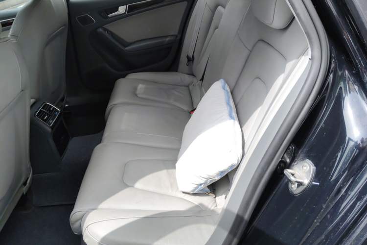 Used Audi A4L 2015 35 TFSI Automatic Comfort Model Left Rear Seat