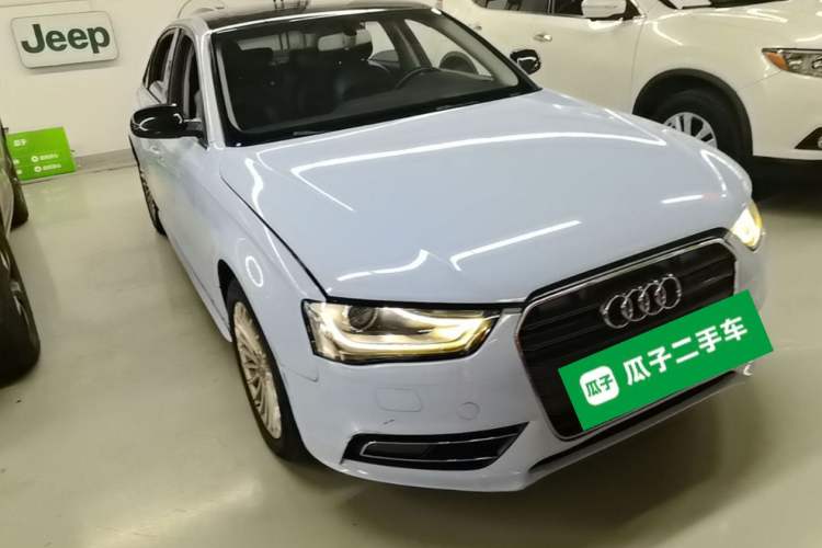 Used Audi A4L 2015 35 TFSI Automatic Comfort Model Front Right 45 Deg
