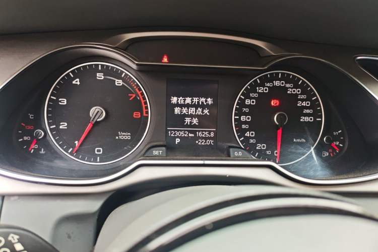 Used Audi A4L 2015 35 TFSI Automatic Standard Model Instrument Cluster