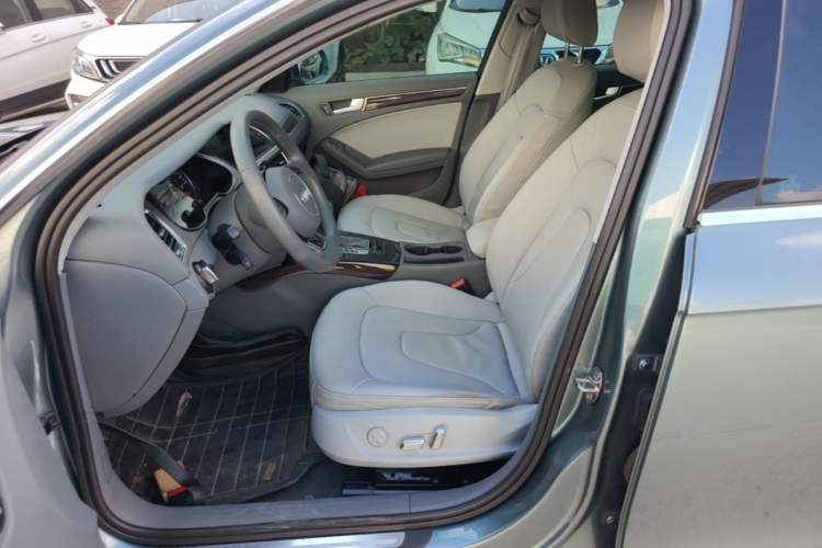 Used Audi A4L 2015 35 TFSI Automatic Comfort Model Left Front Seat