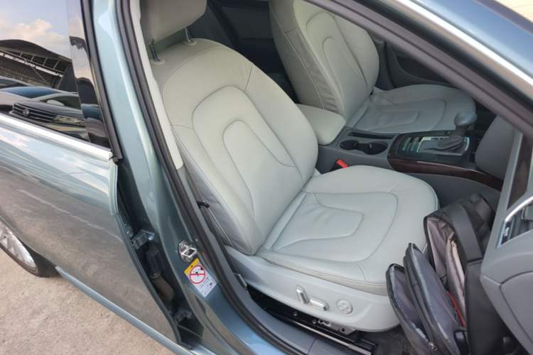 Used Audi A4L 2015 35 TFSI Automatic Comfort Model Right Front Seat