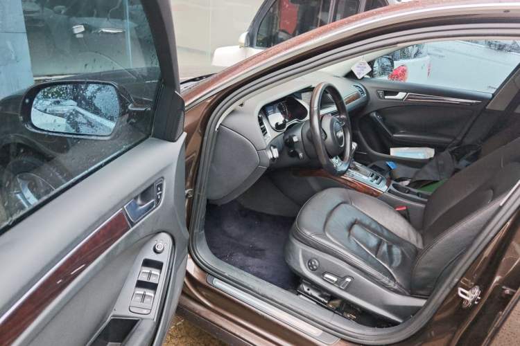 Used Audi A4L 2015 35 TFSI Automatic Comfort Model Driver Seat