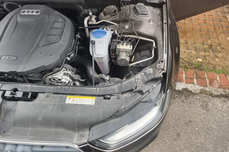 Used Audi A4L 2015 35 TFSI Automatic Standard Model Engine Bay Left