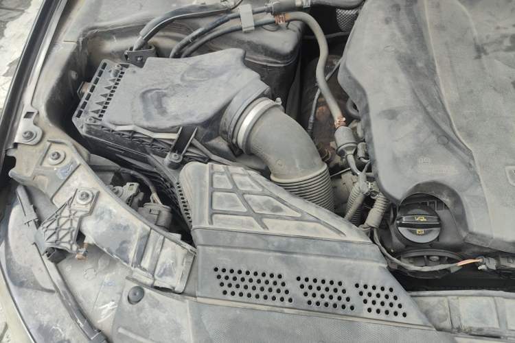 Used Audi A4L 2015 35 TFSI Automatic Standard Model Engine Bay Right