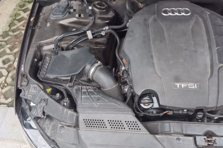 Used Audi A4L 2015 35 TFSI Automatic Standard Model Engine Bay Right