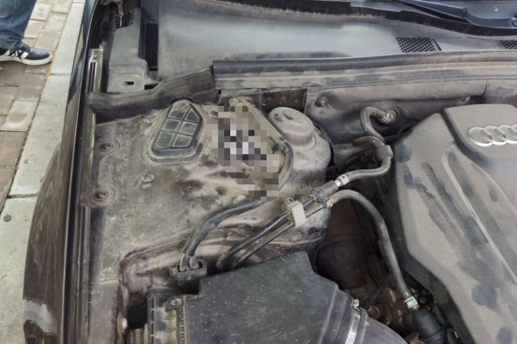 Used Audi A4L 2015 35 TFSI Automatic Comfort Model Engine Bay Right