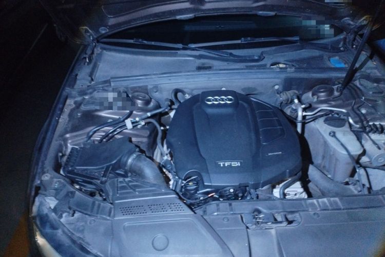 Used Audi A4L 2015 35 TFSI Automatic Comfort Model Engine Bay Right