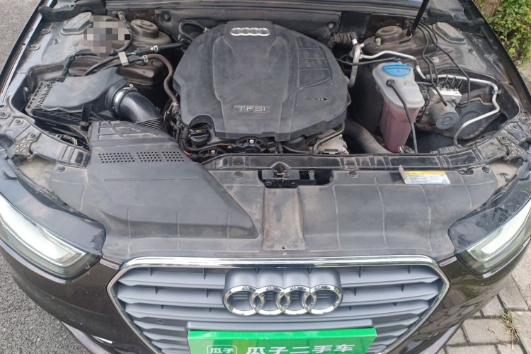Used Audi A4L 2015 35 TFSI Automatic Standard Model Engine Bay