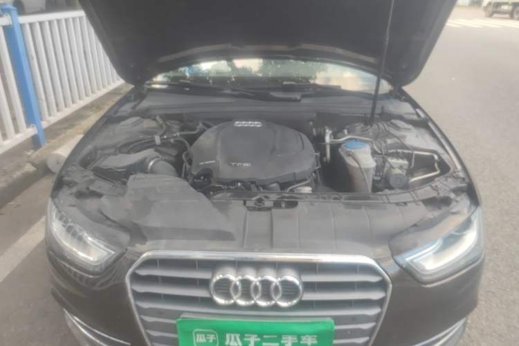 Used Audi A4L 2015 35 TFSI Automatic Comfort Model Engine Bay
