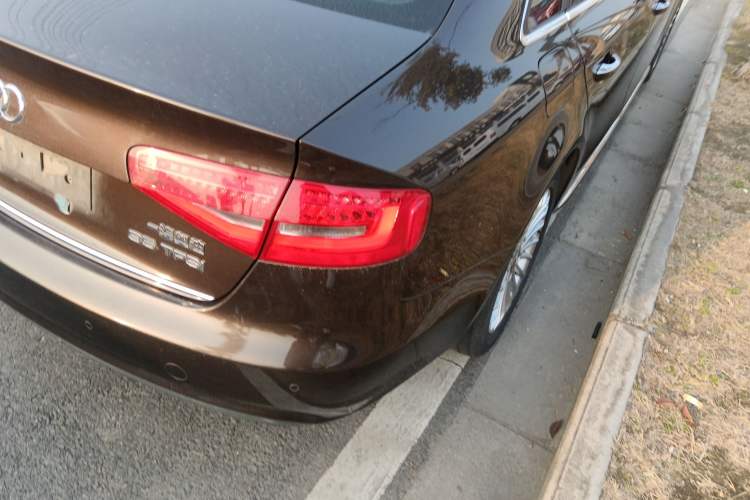 Used Audi A4L 2015 35 TFSI Automatic Standard Model Exterior 3