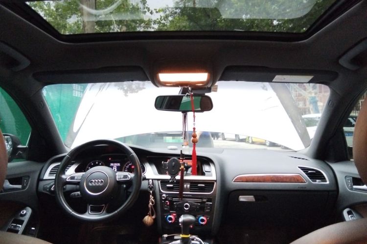 Used Audi A4L 2015 35 TFSI Automatic Comfort Model Headliner