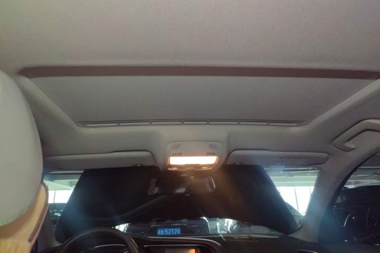 Used Audi A4L 2015 35 TFSI Automatic Comfort Model Headliner